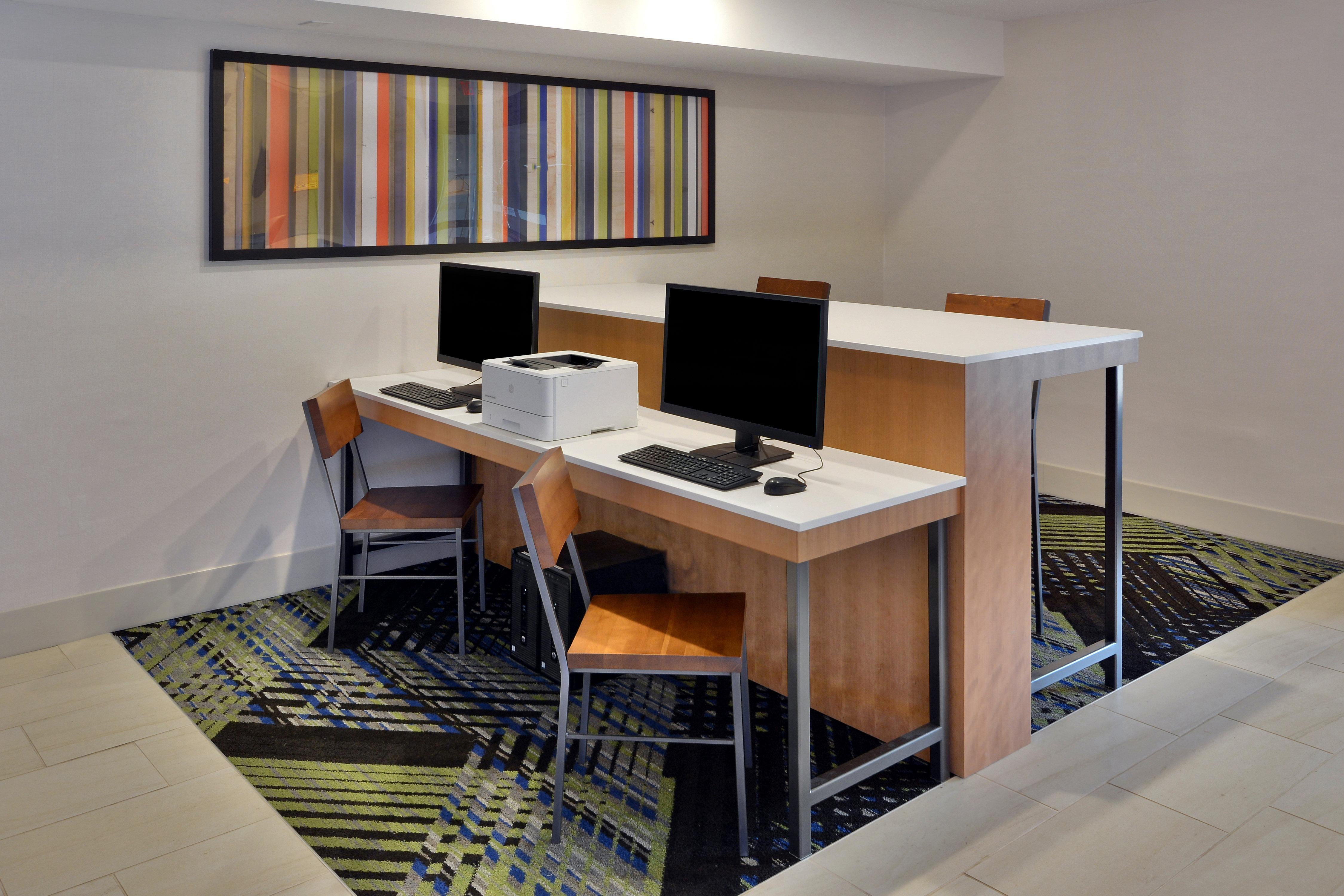 Holiday Inn Express Danville By Ihg Экстерьер фото