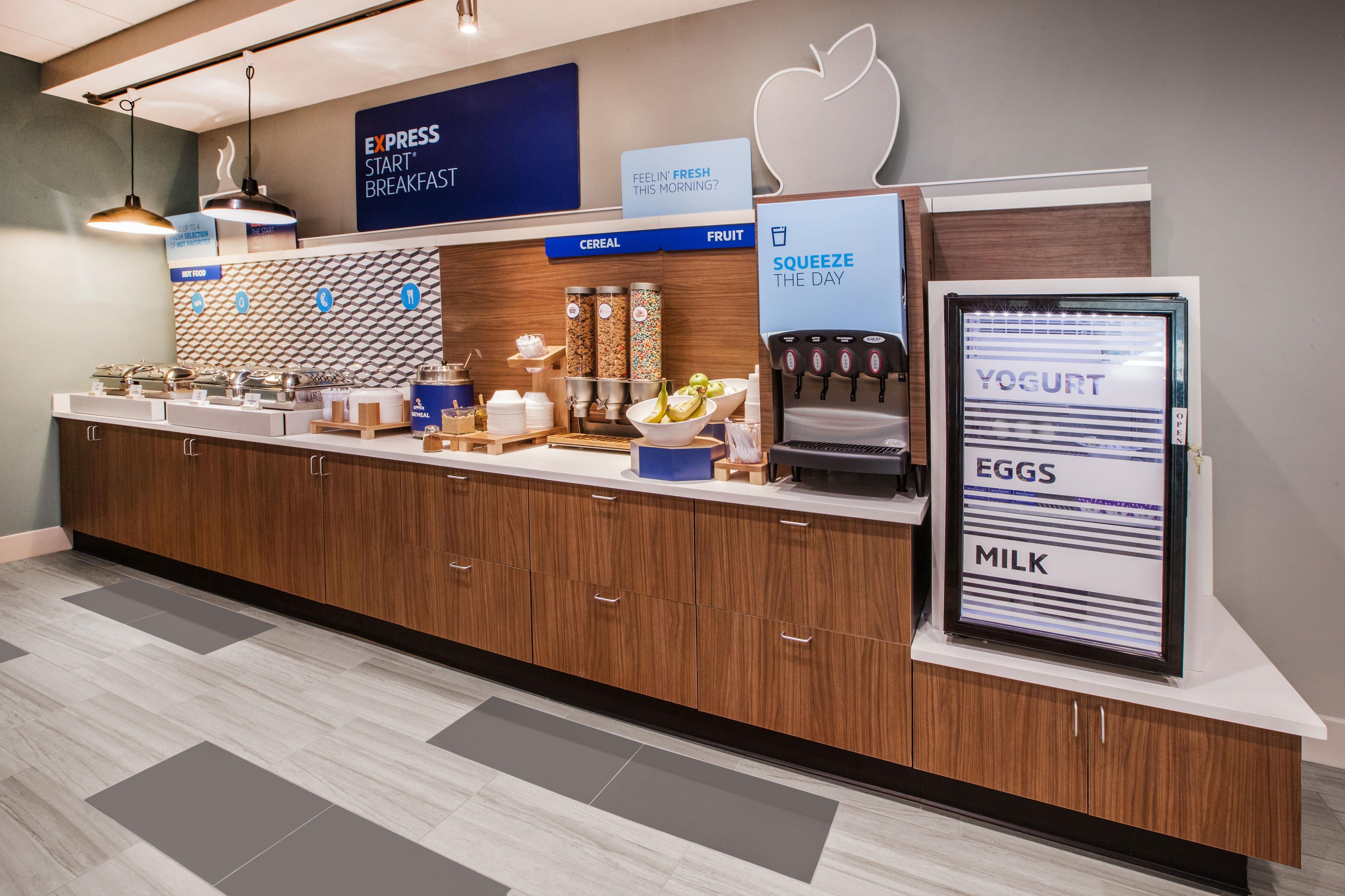 Holiday Inn Express Danville By Ihg Экстерьер фото
